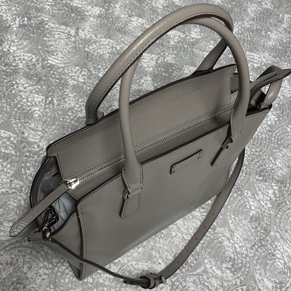 Kate spade New York Bag - Picture 2 of 15